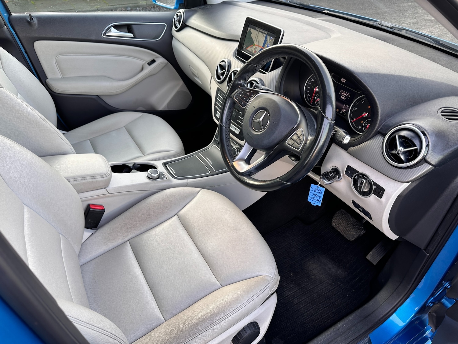 Used Mercedes-Benz B Class 2015 for sale - 77202362: Photo 11