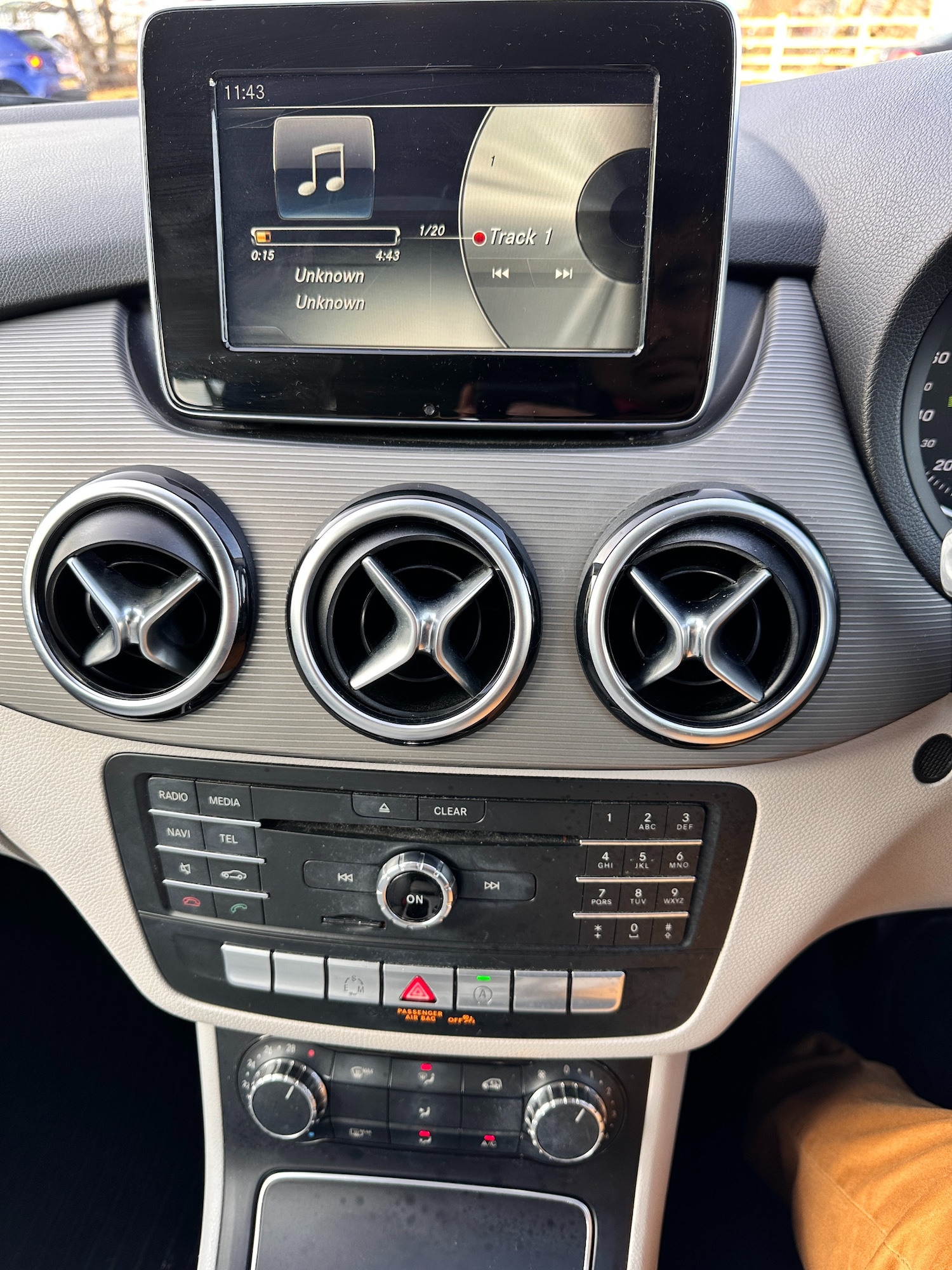 Used Mercedes-Benz B Class 2015 for sale - 77202362: Photo 18