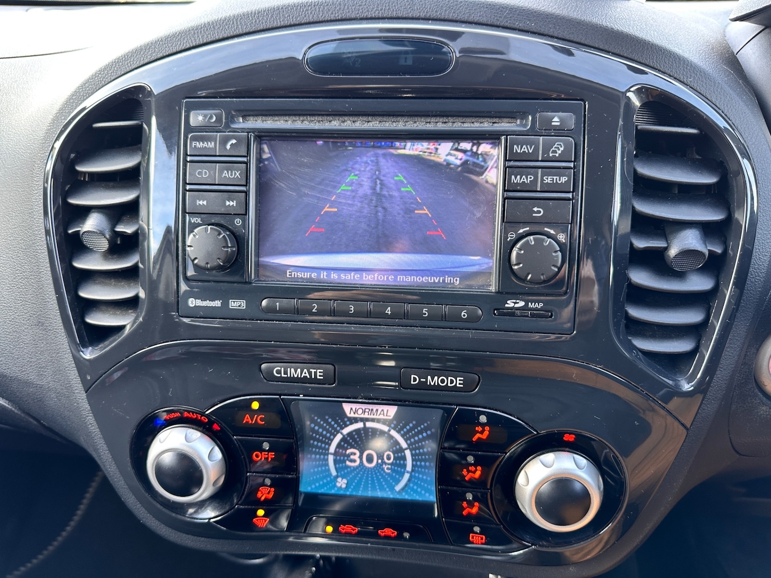 Used Nissan Juke 2012 for sale - 77202377: Photo 15