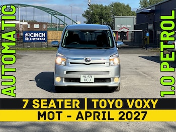 Used Toyota Voxy 2022 for sale - 78385390: Photo