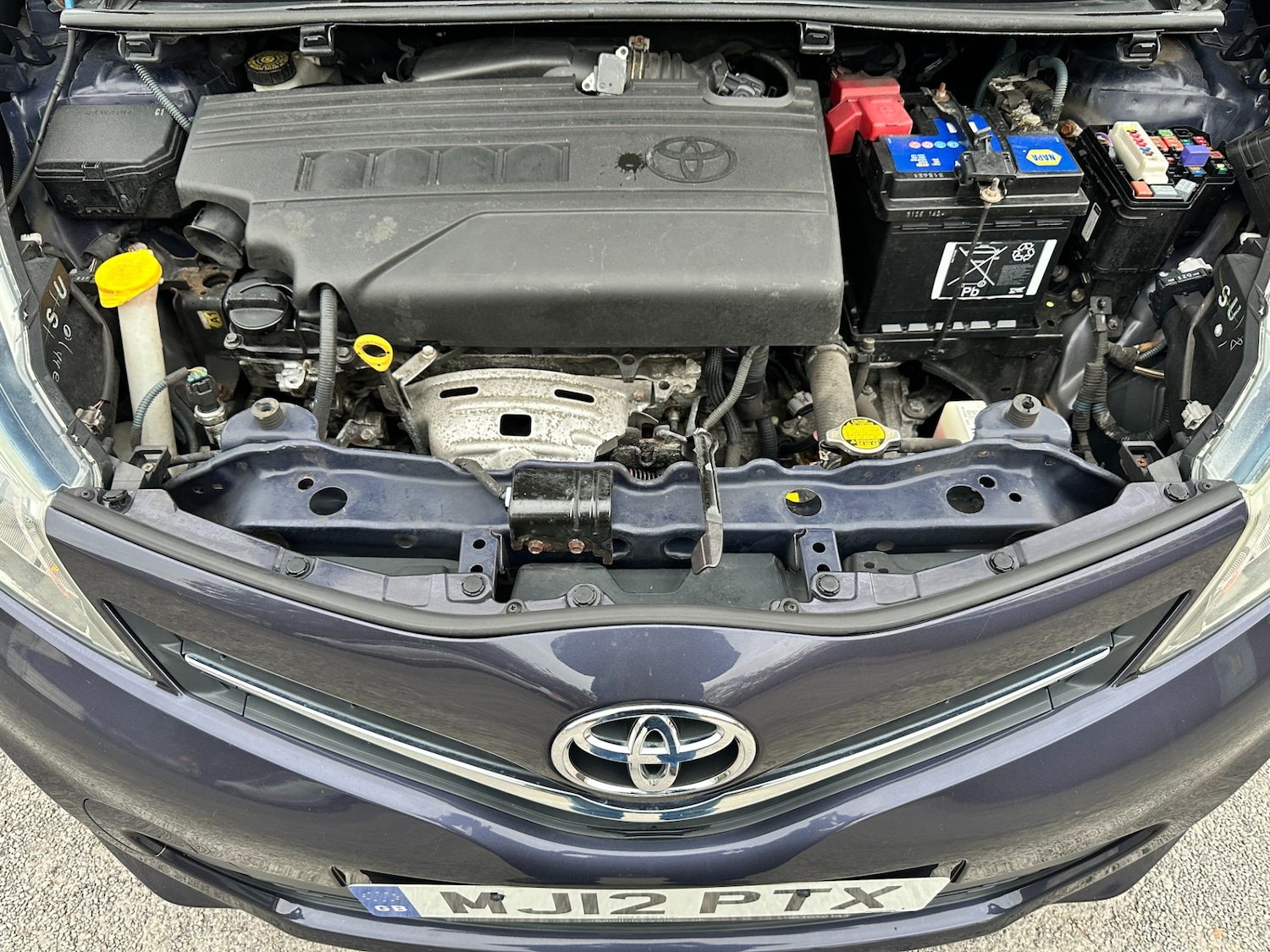 Used Toyota Yaris 2012 for sale - 76334883: Photo 20