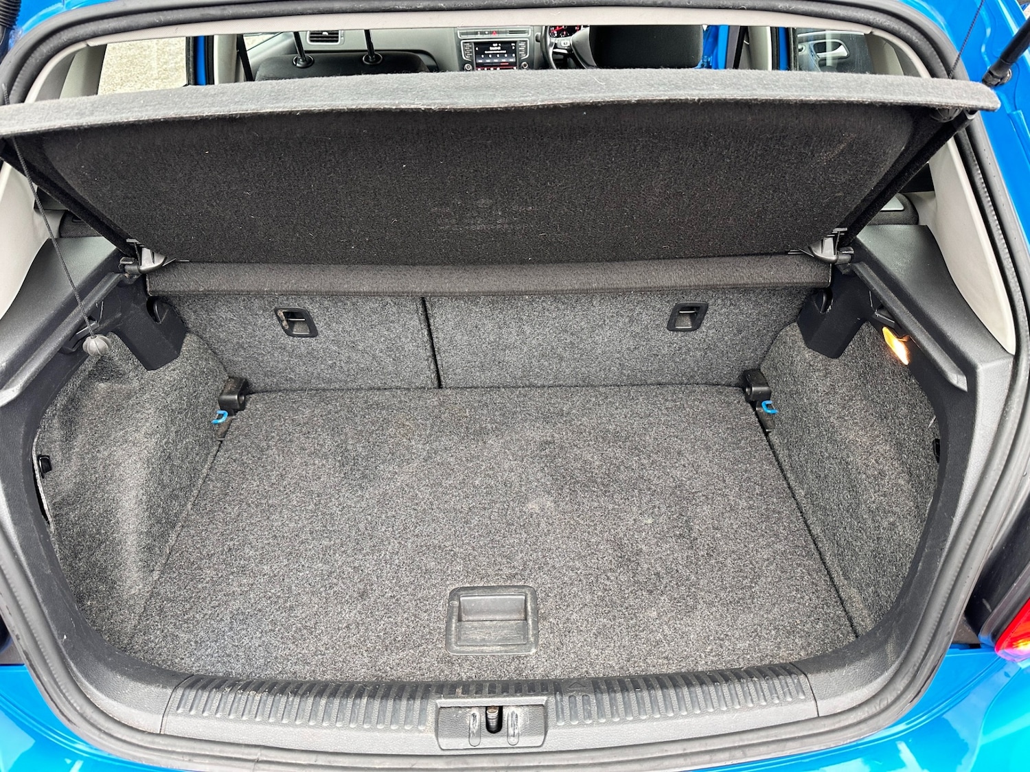 Used Volkswagen Polo 2014 for sale - 77480604: Photo 13