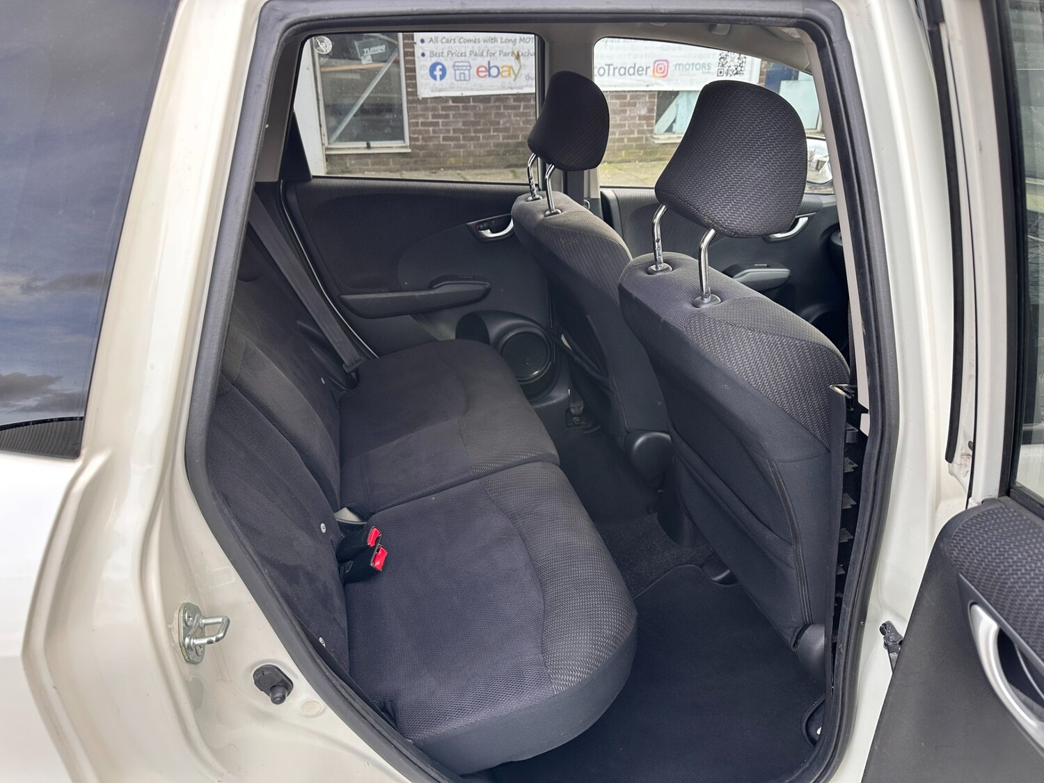 Used Honda Jazz 2012 for sale - 77687718: Photo 12