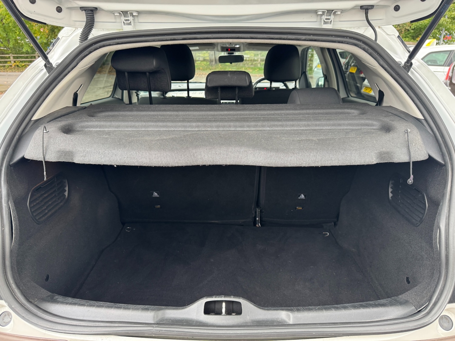 Used Citroen C4 Cactus 2017 for sale - 76171628: Photo 12