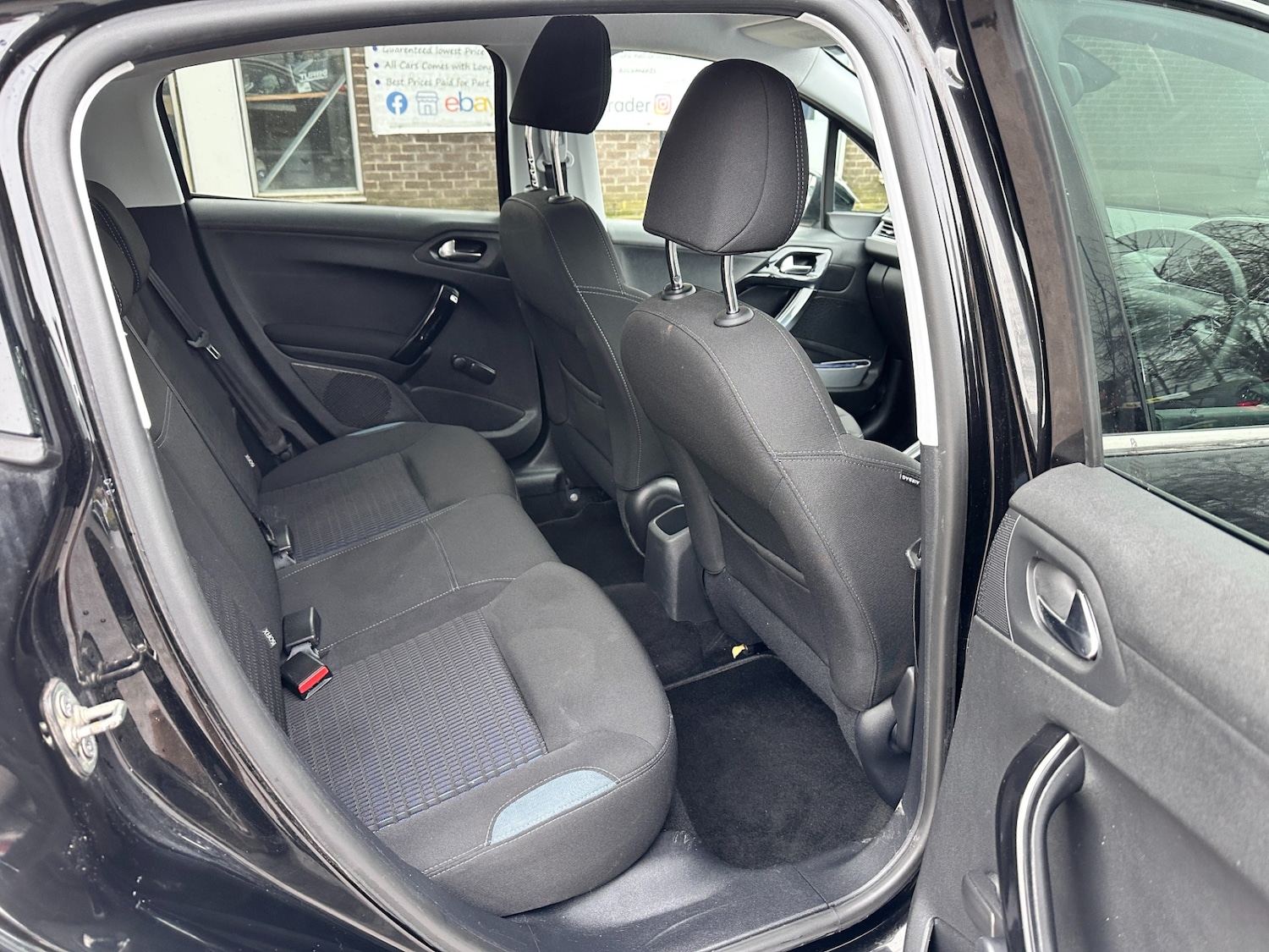 Used Peugeot 208 2013 for sale - 77371764: Photo 12