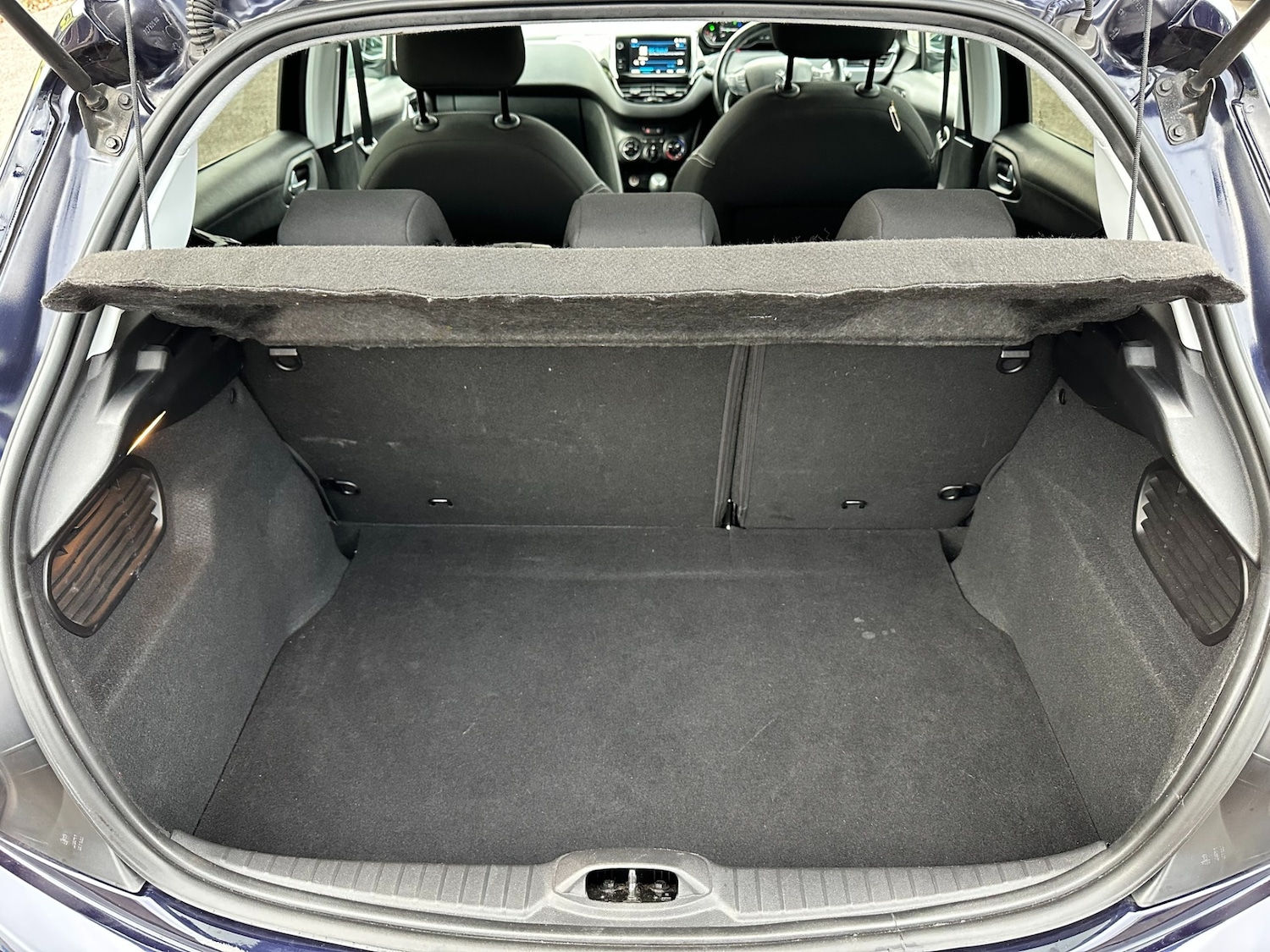 Used Peugeot 208 2018 for sale - 76517611: Photo 13