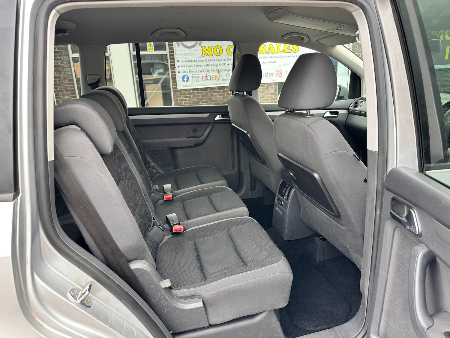 Used Volkswagen Touran 2011 for sale - 77830064: Photo 12