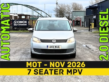 Used Volkswagen Touran 2011 for sale - 77830064: Photo