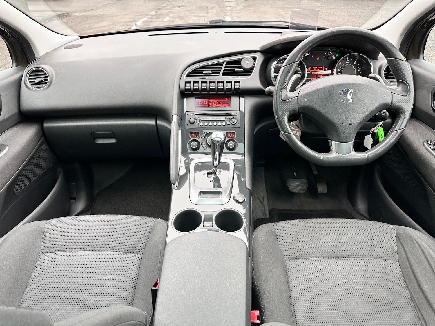 Used Peugeot 3008 2011 for sale - 77265858: Photo 9