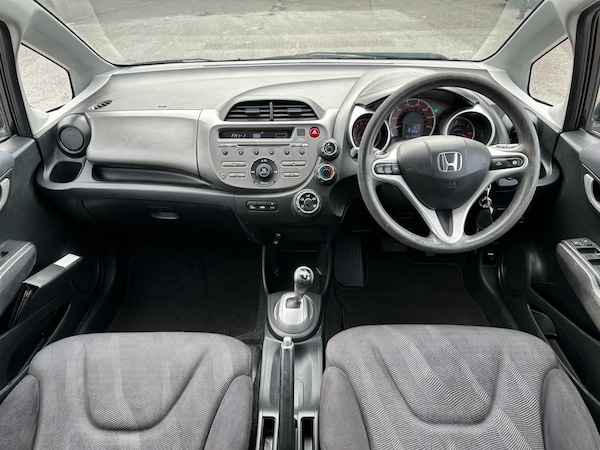 Used Honda Jazz 2010 for sale - 76212122: Photo 9