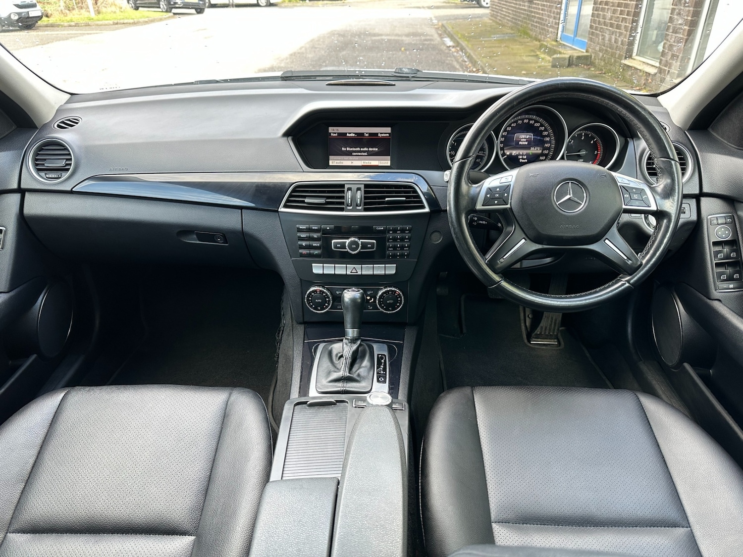 Used Mercedes-Benz C-Class 2013 for sale - 76048753: Photo 10