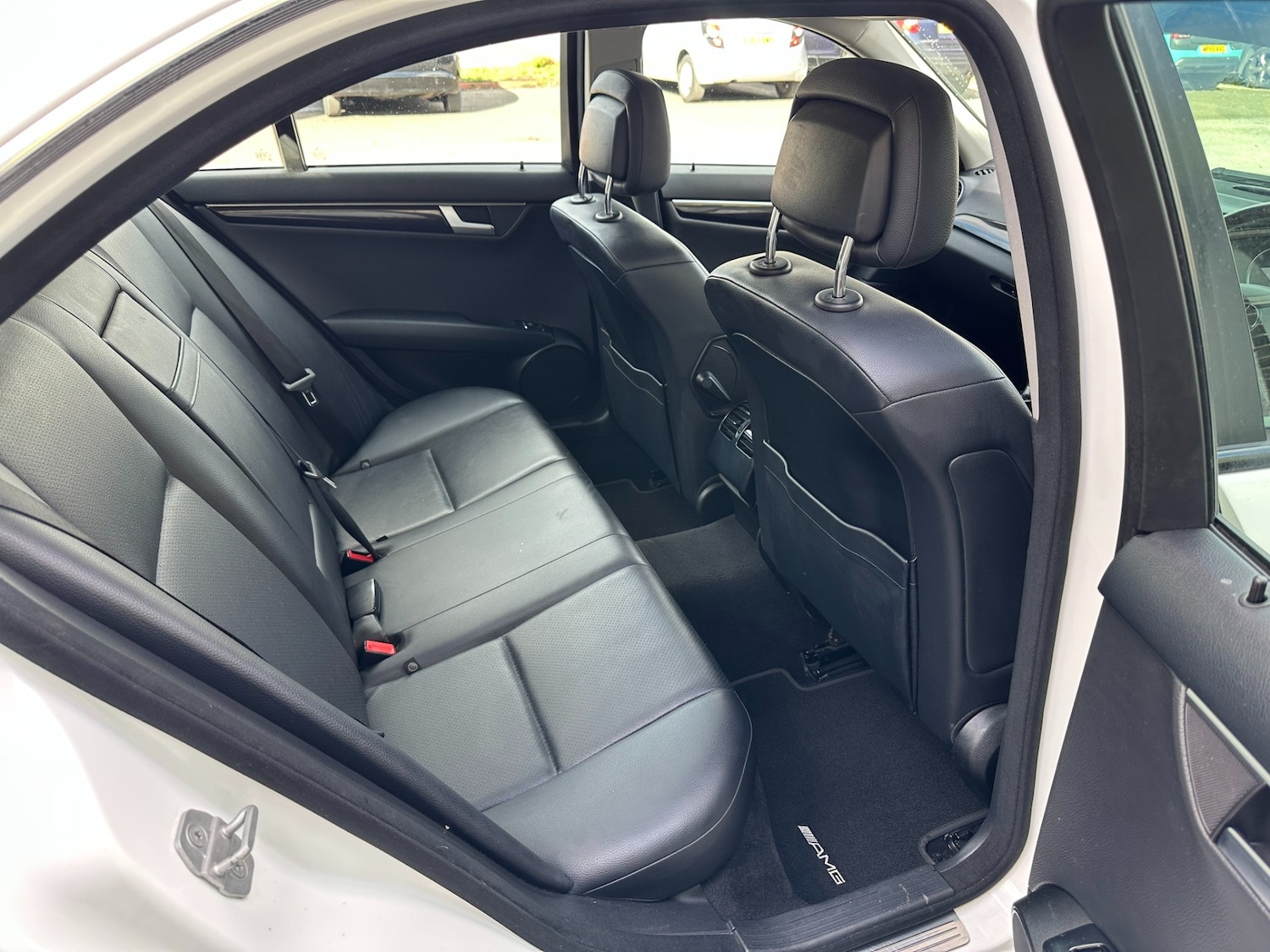 Used Mercedes-Benz C-Class 2013 for sale - 76048753: Photo 12