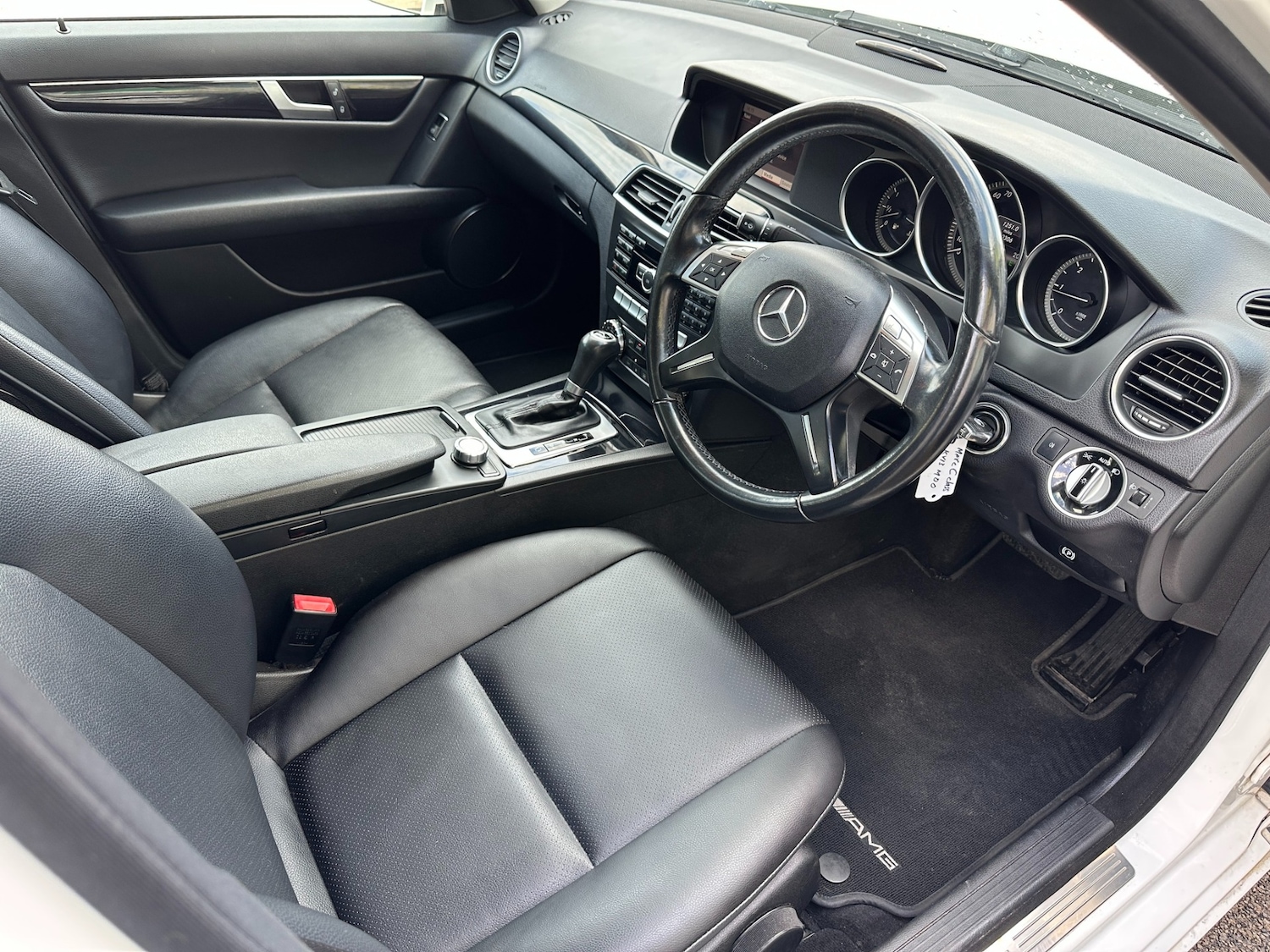 Used Mercedes-Benz C-Class 2013 for sale - 76048753: Photo 9