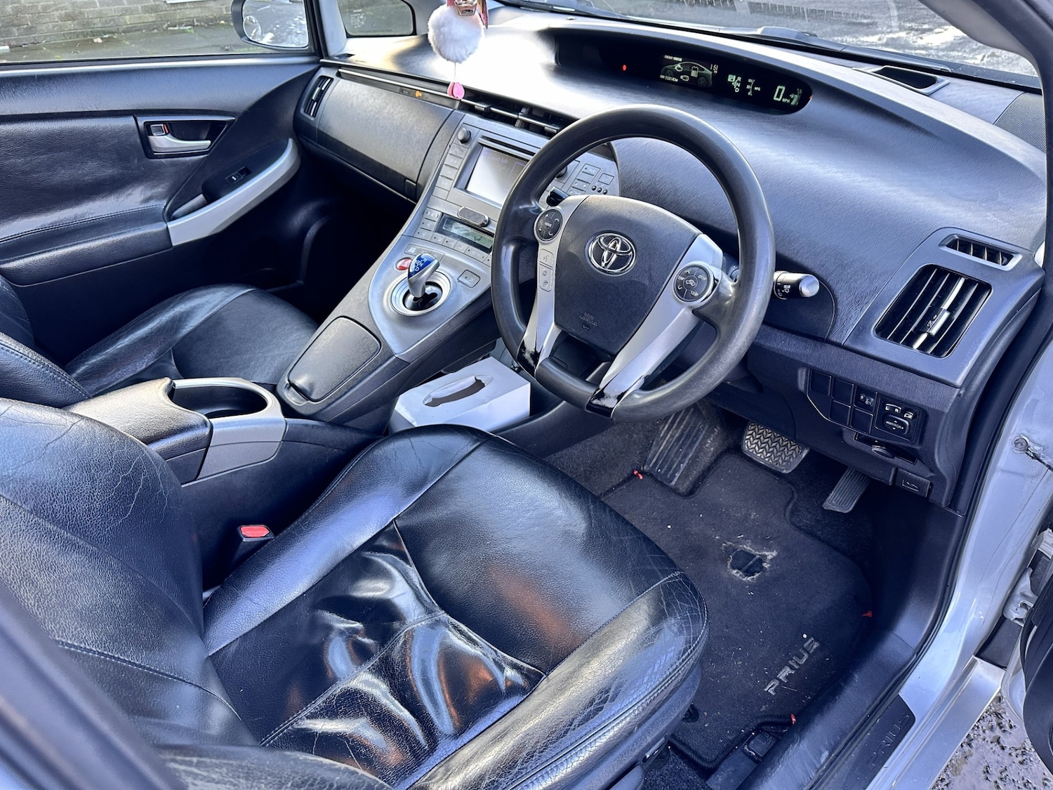 Used Toyota Prius 2014 for sale - 76899714: Photo 11