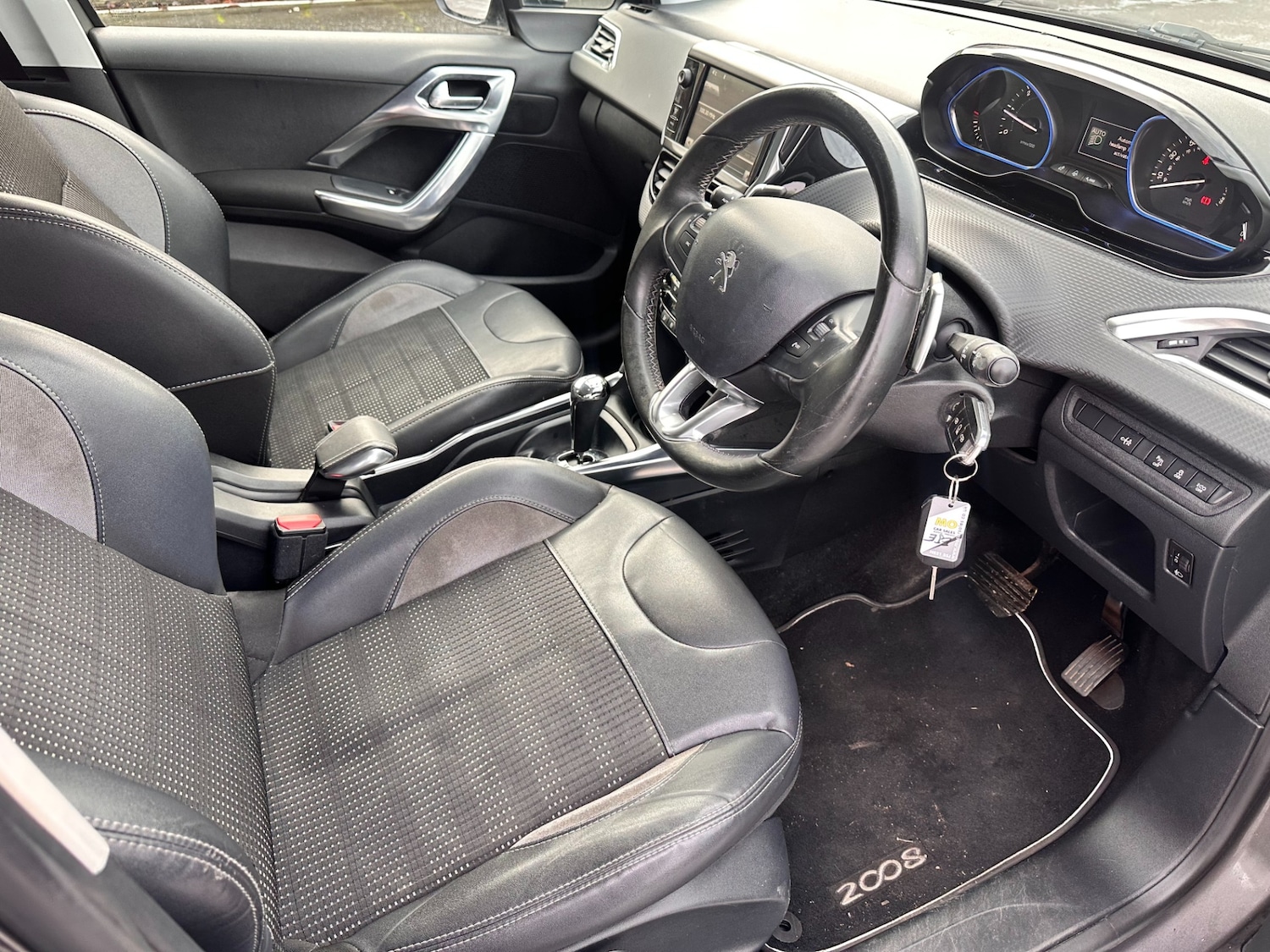 Used Peugeot 2008 2014 for sale - 76700554: Photo 11