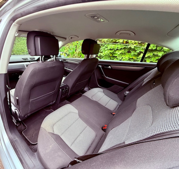 Used Volkswagen Passat 2012 for sale - 76302837: Photo 13