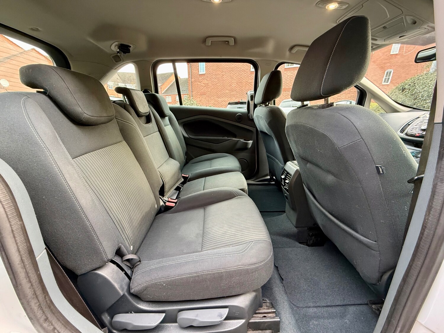 Used Ford Grand C-Max 2012 for sale - 76625690: Photo 15