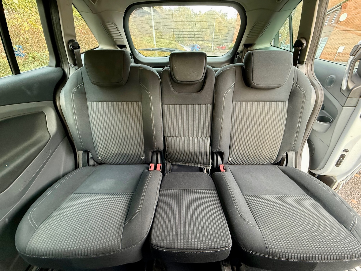 Used Ford Grand C-Max 2012 for sale - 76625690: Photo 16