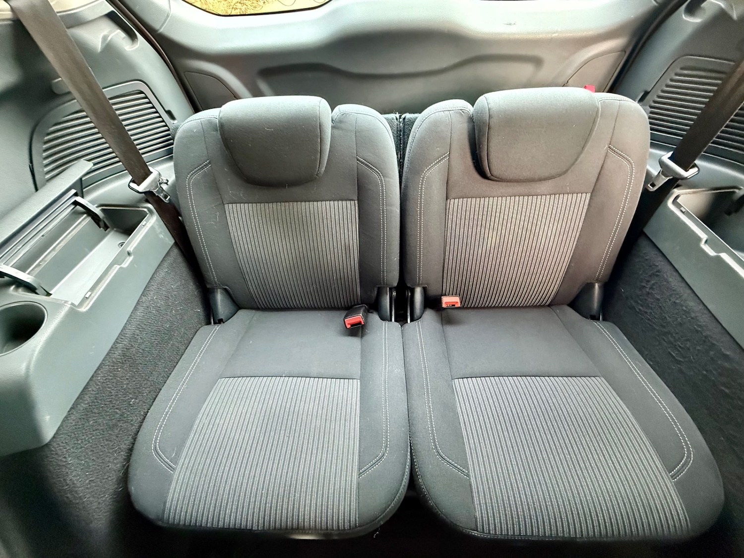 Used Ford Grand C-Max 2012 for sale - 76625690: Photo 17