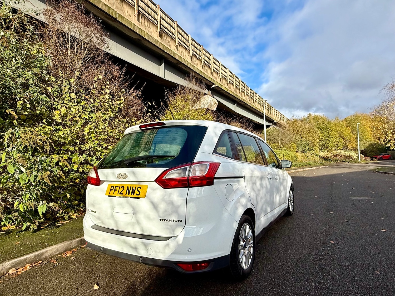 Used Ford Grand C-Max 2012 for sale - 76625690: Photo 3