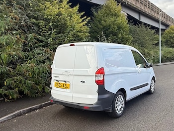Used Ford Transit Courier 2015 for sale - 76000003: Photo