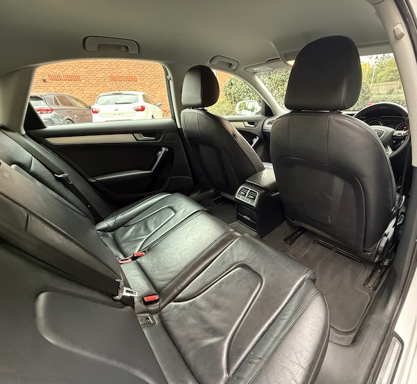 Used Audi A4 2014 for sale - 76304576: Photo 13