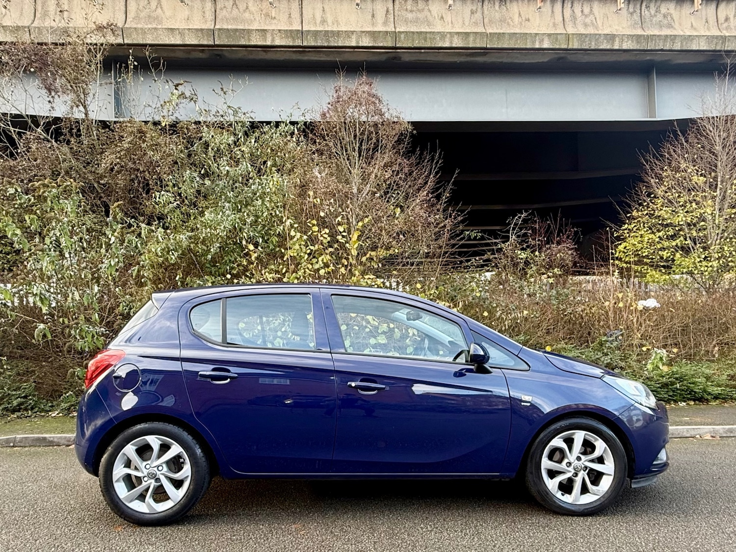 Used Vauxhall Corsa 2016 for sale - 76780077: Photo 2