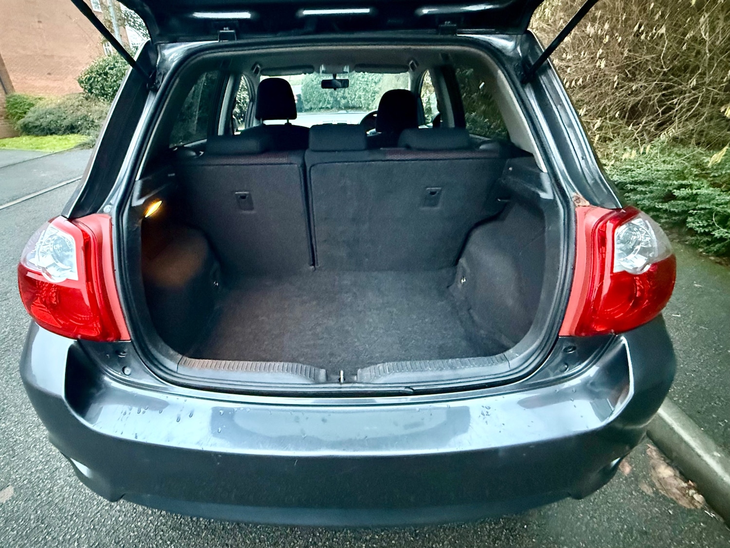 Used Toyota Auris 2011 for sale - 77025326: Photo 9