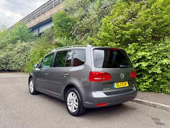 Used Volkswagen Touran 2011 for sale - 79792838: Photo