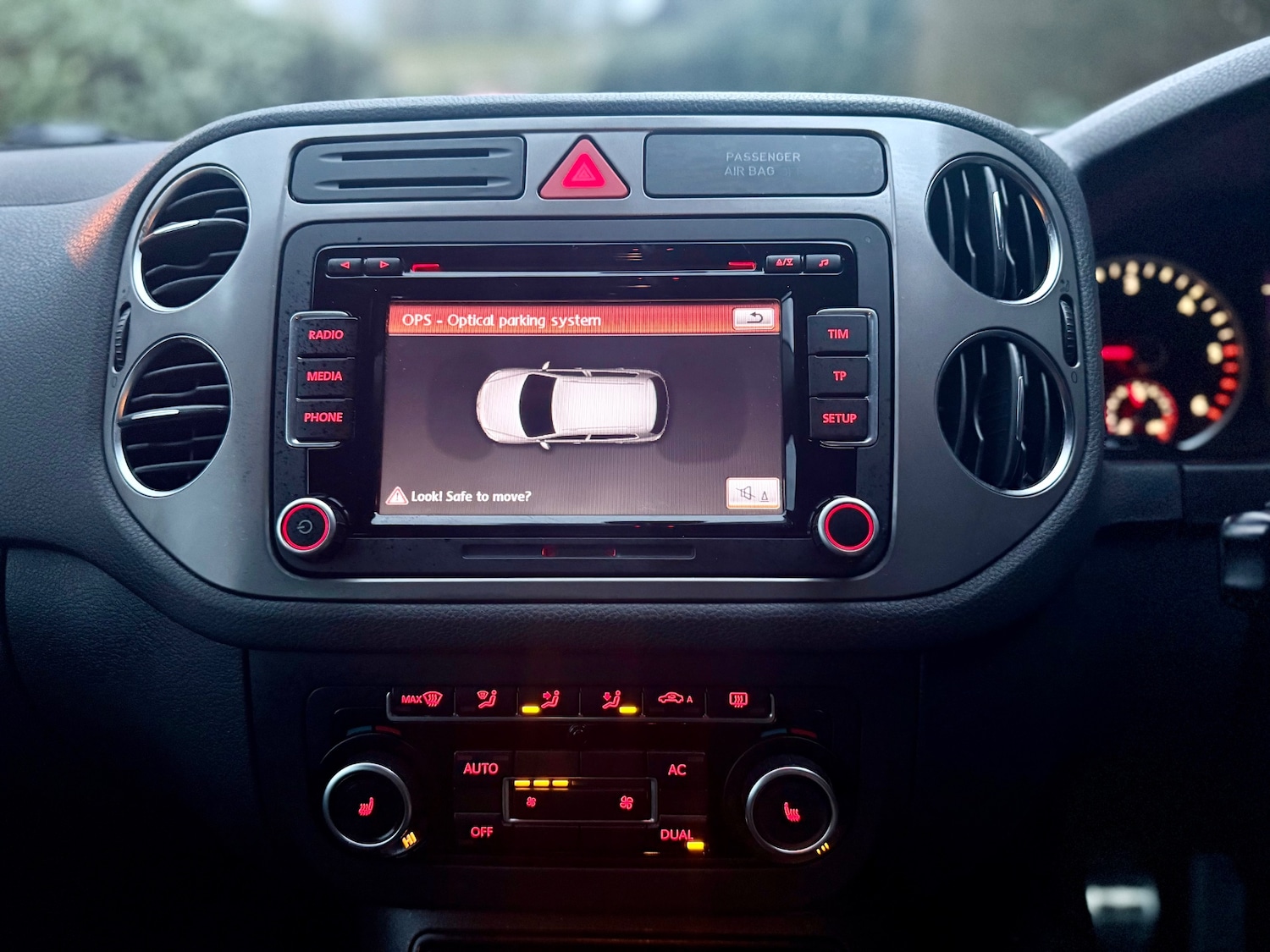 Used Volkswagen Tiguan 2011 for sale - 77493546: Photo 21