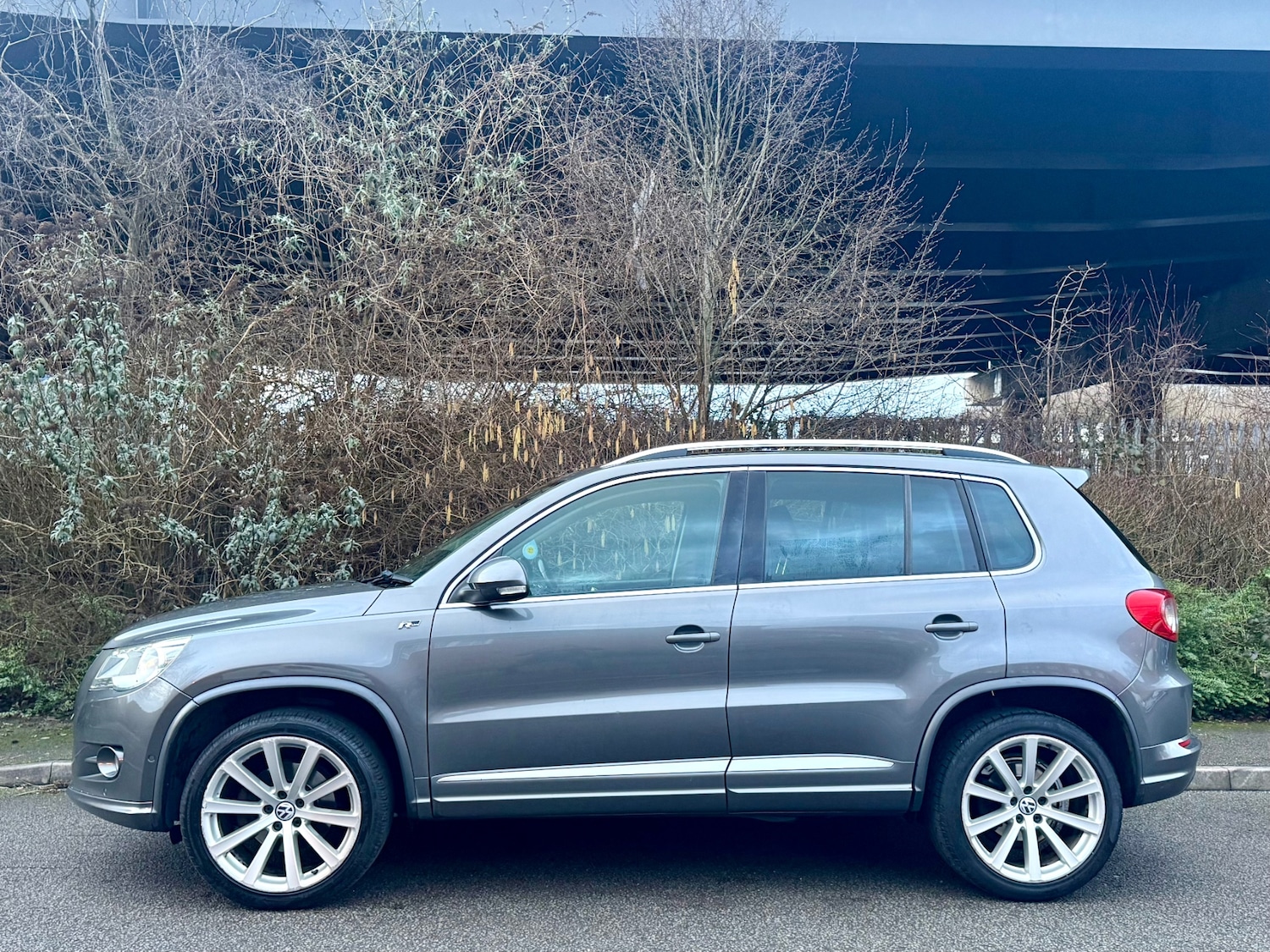 Used Volkswagen Tiguan 2011 for sale - 77493546: Photo 6