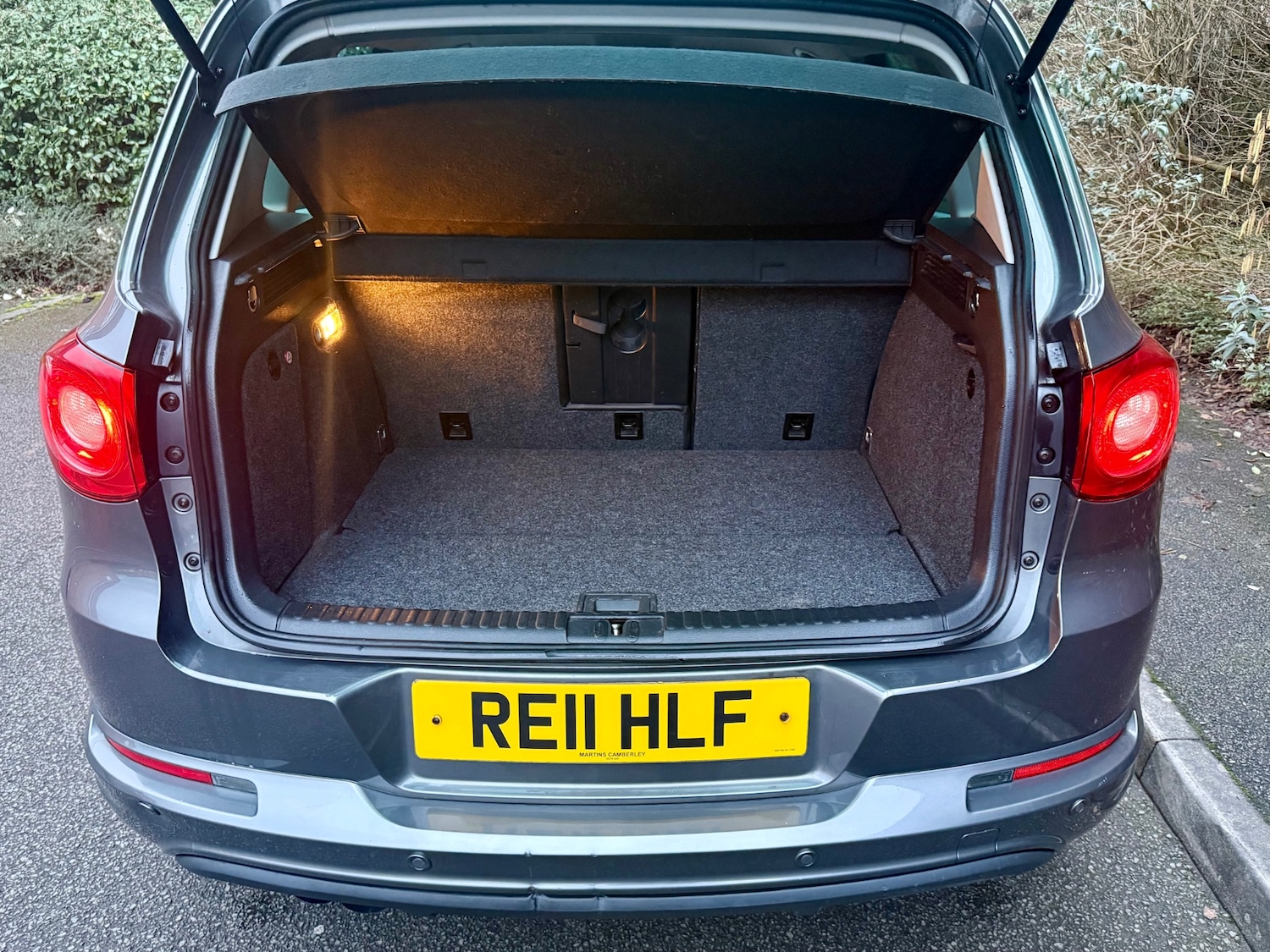 Used Volkswagen Tiguan 2011 for sale - 77493546: Photo 9