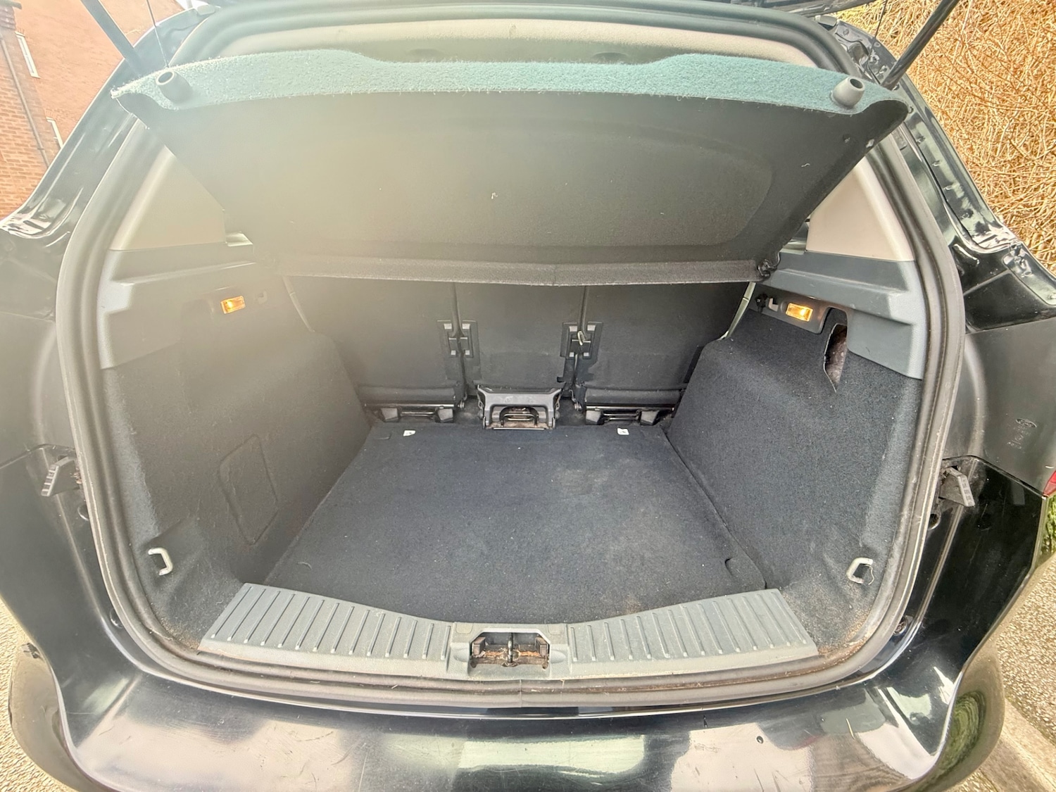 Used Ford C-Max 2011 for sale - 77640639: Photo 9