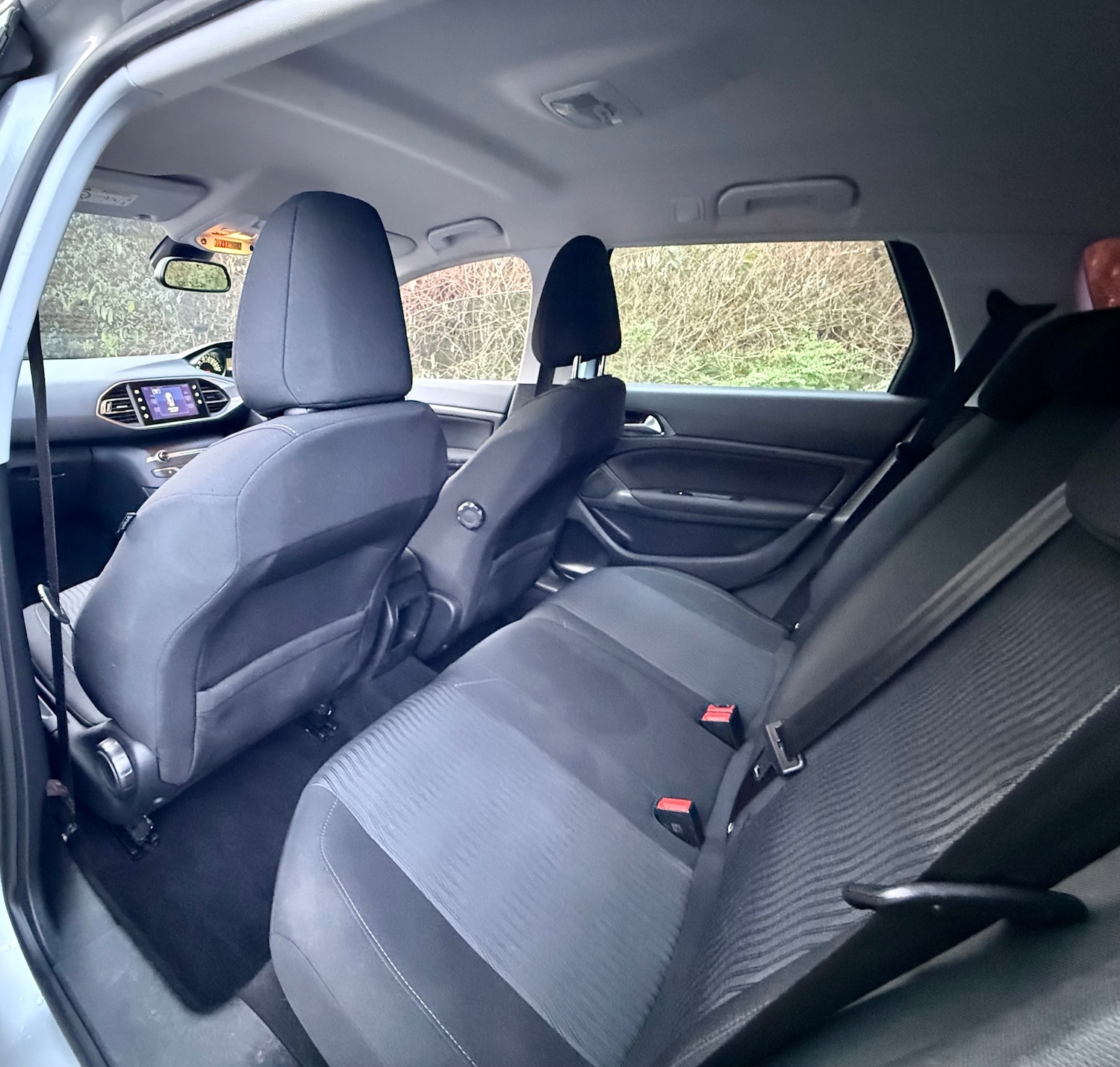 Used Peugeot 308 2017 for sale - 76934113: Photo 13