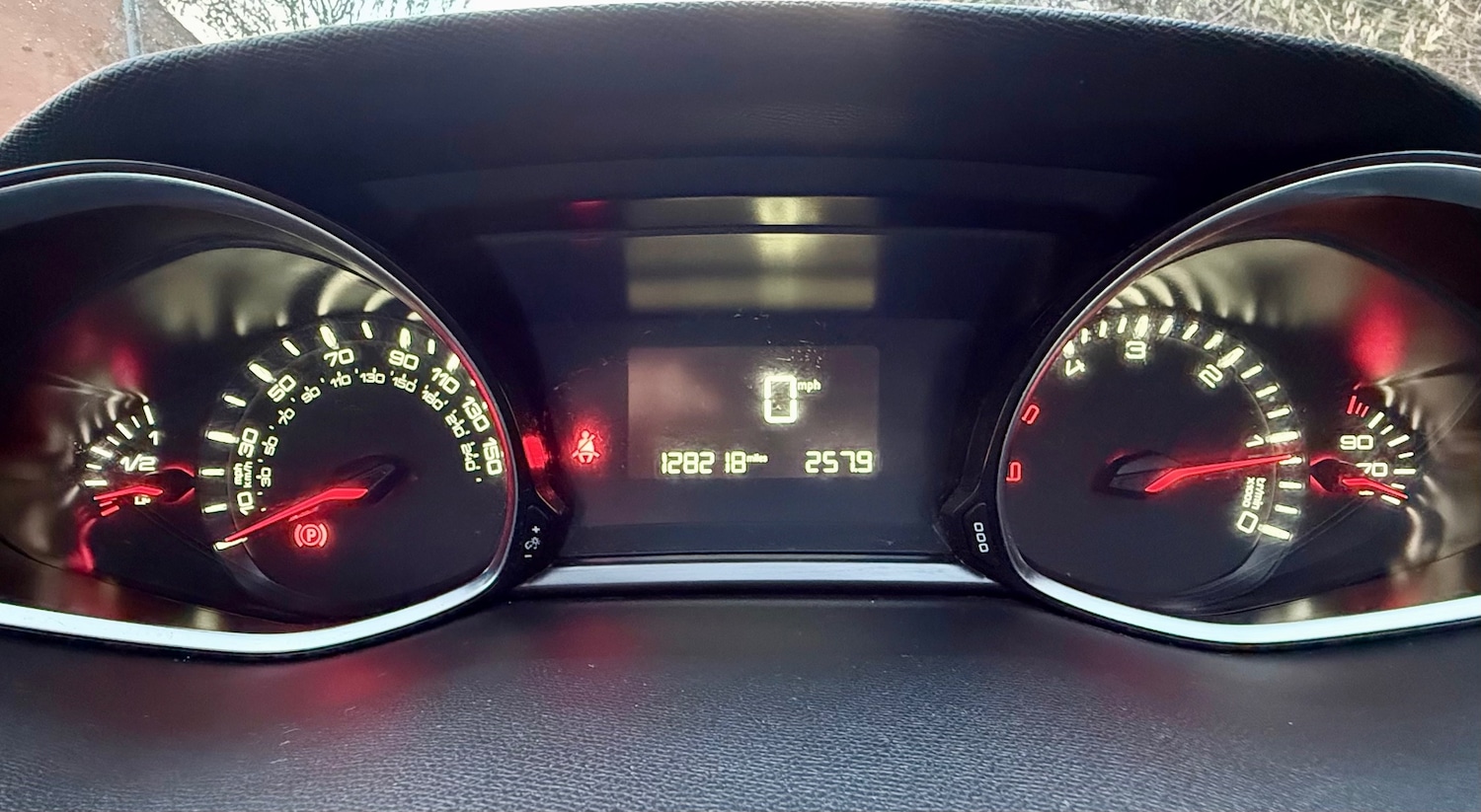 Used Peugeot 308 2017 for sale - 76934113: Photo 21