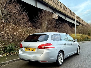 Used Peugeot 308 2017 for sale - 76934113: Photo