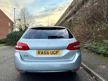 Used Peugeot 308 2017 for sale - 76934113: Photo