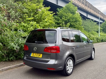 Used Volkswagen Touran 2011 for sale - 78508724: Photo
