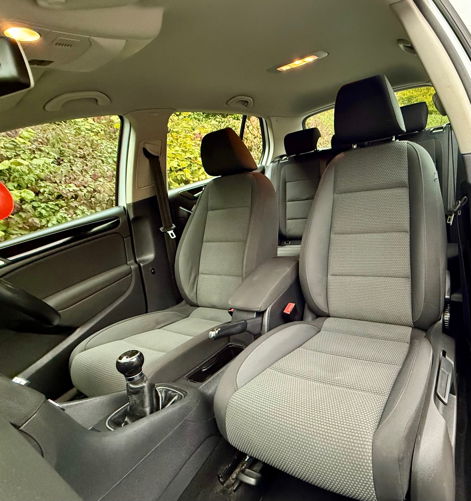 Used Volkswagen Golf 2012 for sale - 76302600: Photo 14