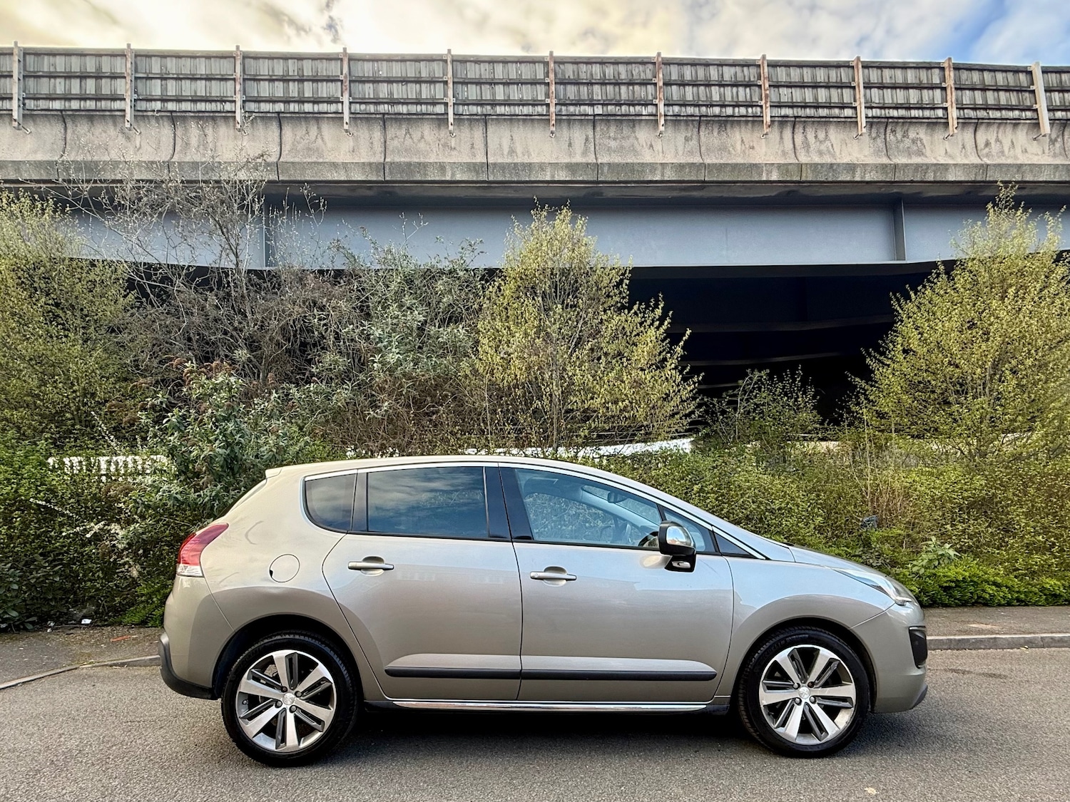 Used Peugeot 3008 2014 for sale - 78067620: Photo 2