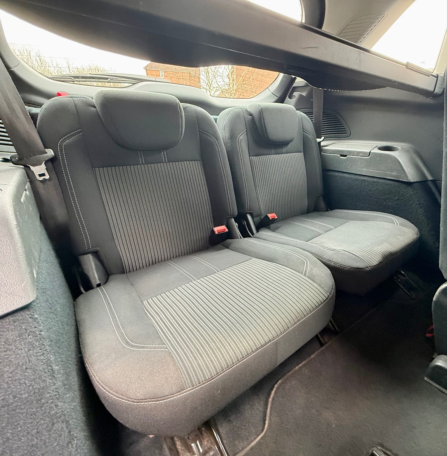 Used Ford Grand C-Max 2011 for sale - 77630160: Photo 17