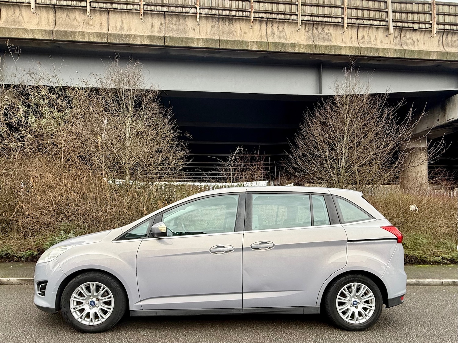 Used Ford Grand C-Max 2011 for sale - 77630160: Photo 6