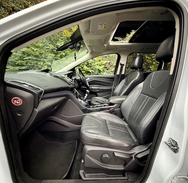 Used Ford Kuga 2015 for sale - 76172598: Photo 12