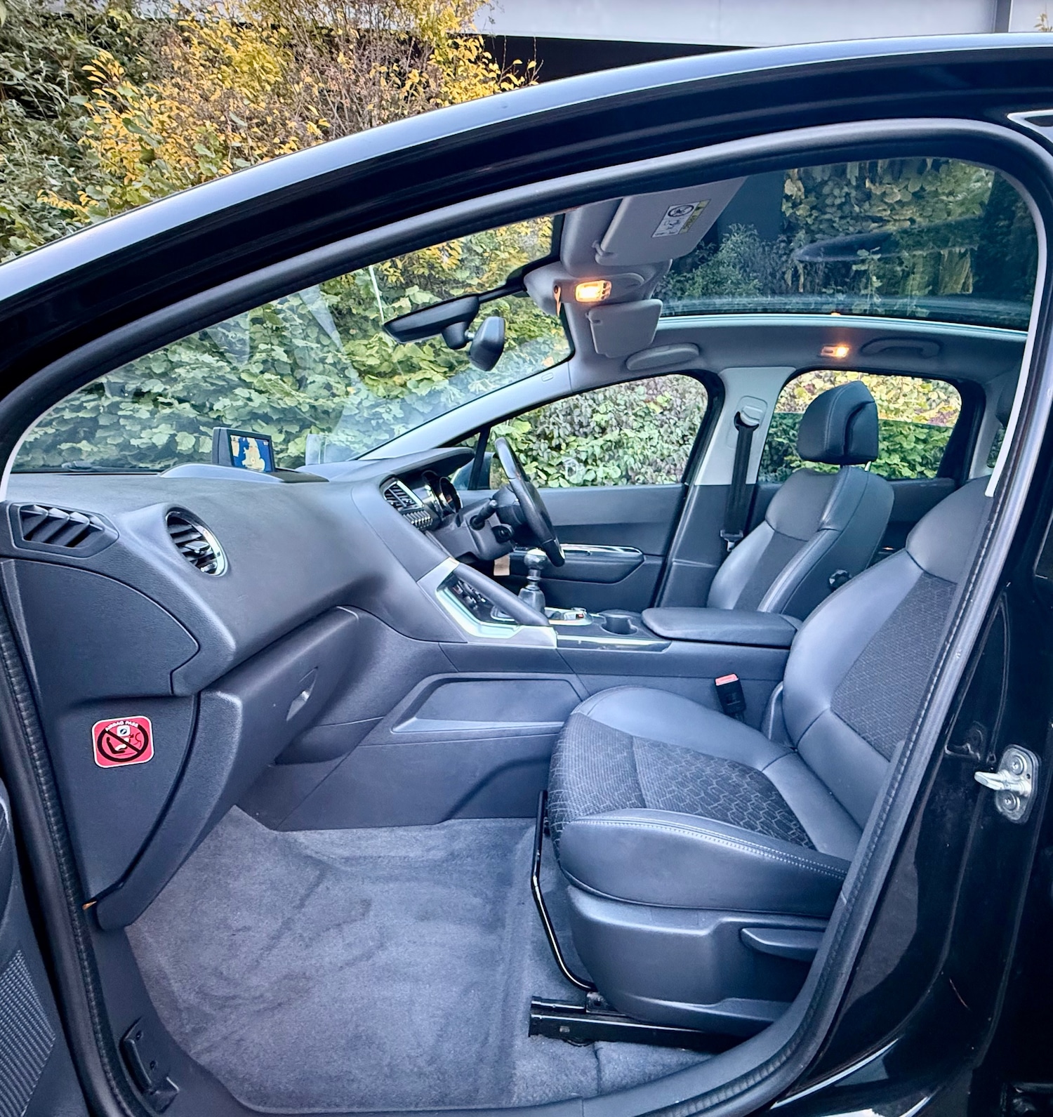 Used Peugeot 3008 2017 for sale - 76185756: Photo 11