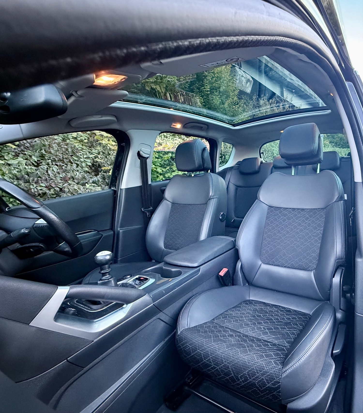 Used Peugeot 3008 2017 for sale - 76185756: Photo 12