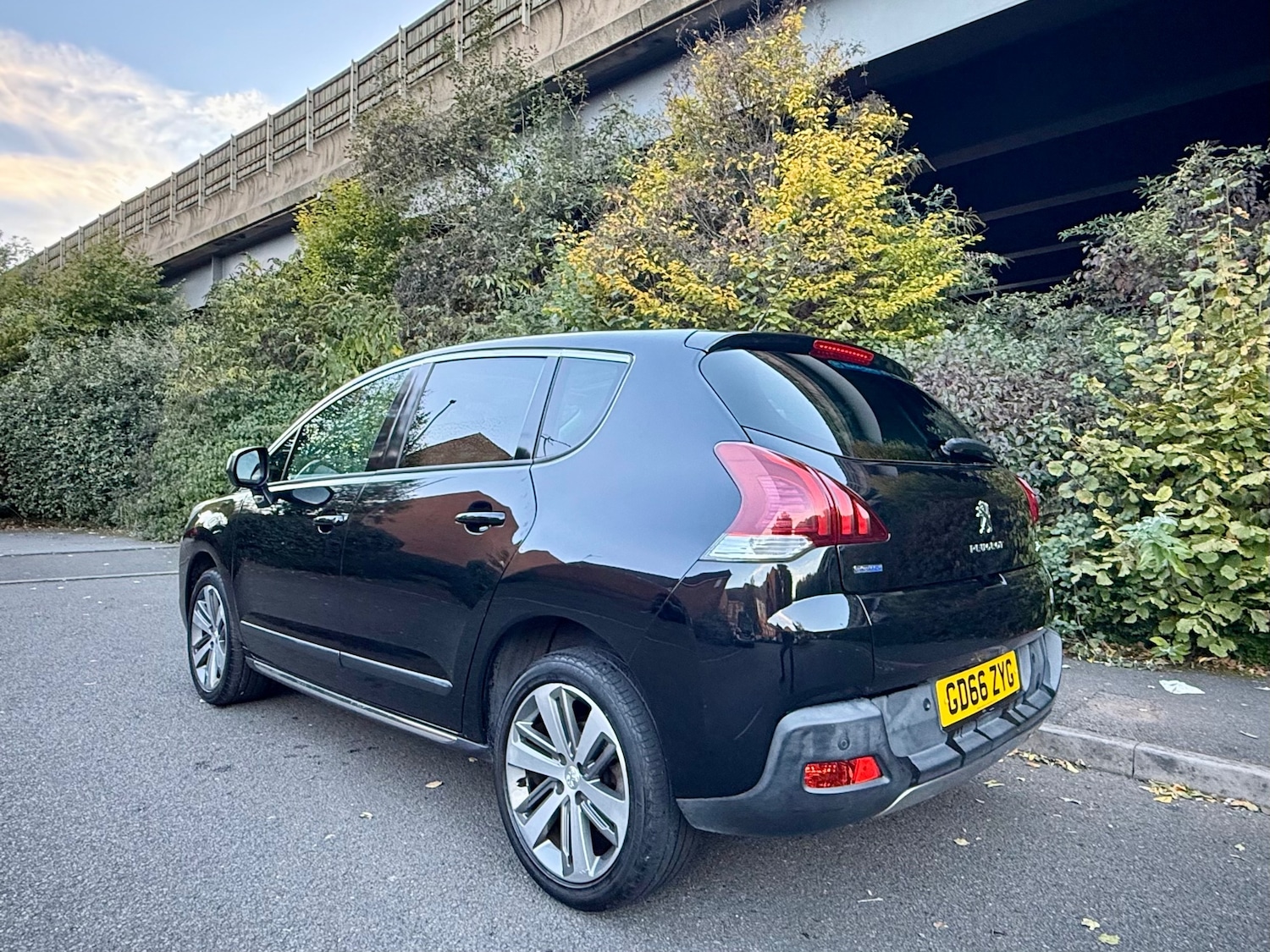 Used Peugeot 3008 2017 for sale - 76185756: Photo 5