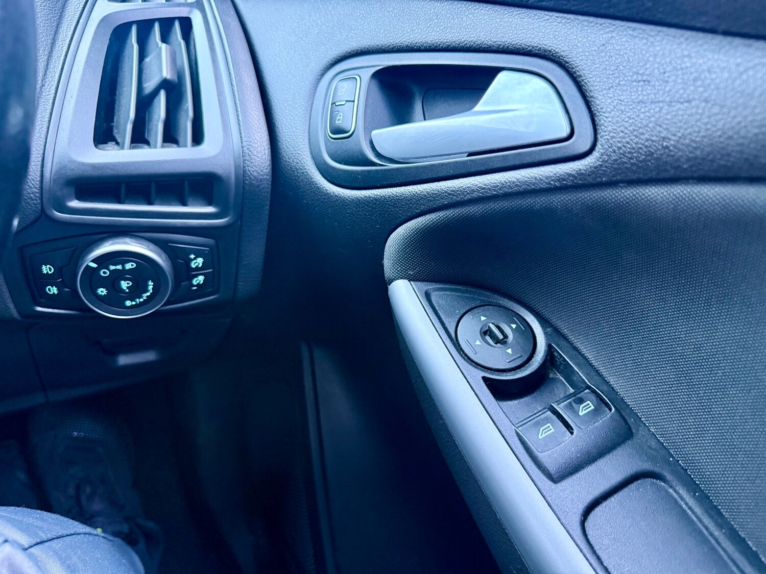 Used Ford Focus 2015 for sale - 77570397: Photo 23