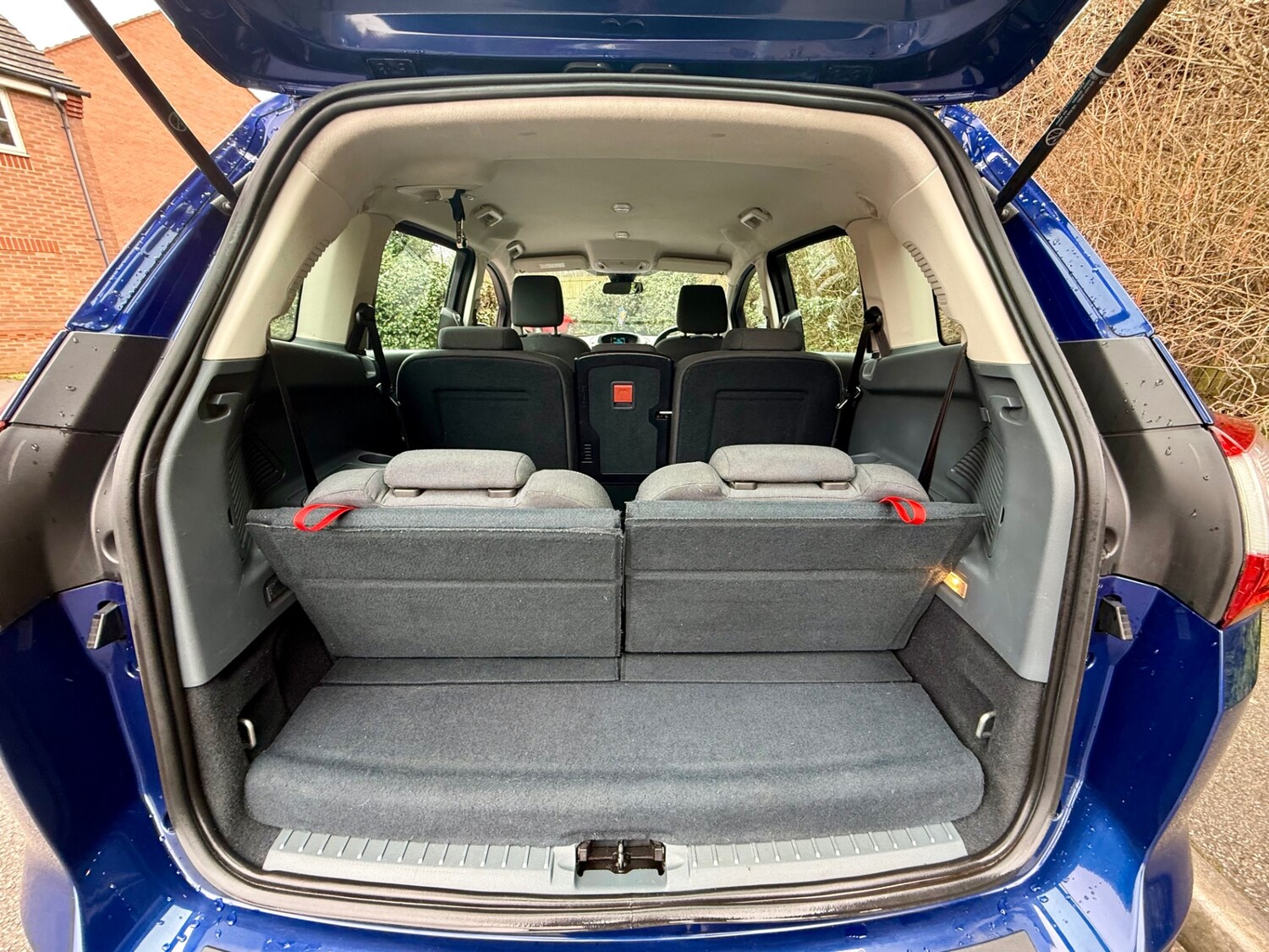 Used Ford Grand C-Max 2015 for sale - 77701232: Photo 9