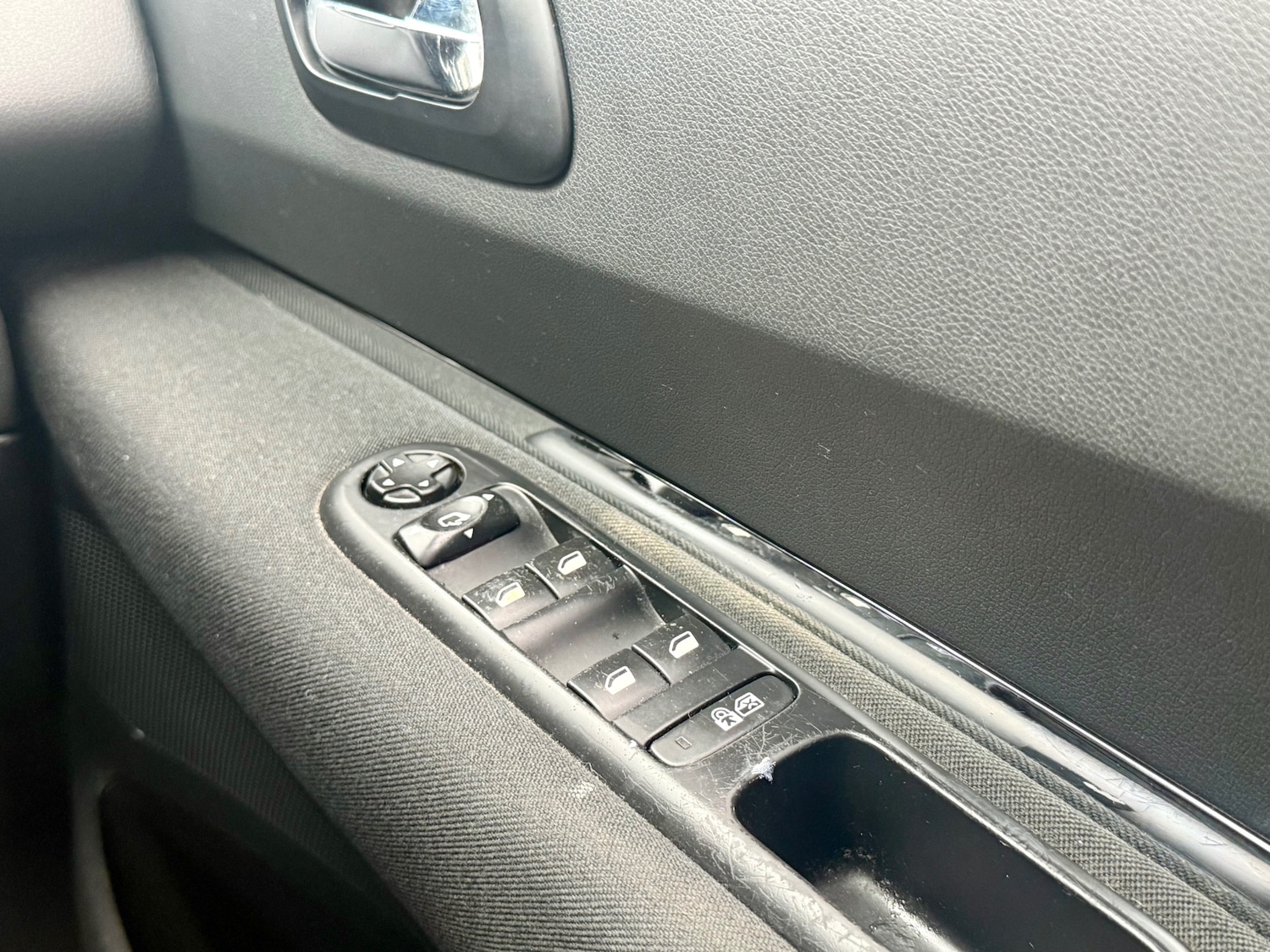 Used Peugeot 3008 2014 for sale - 77207559: Photo 21