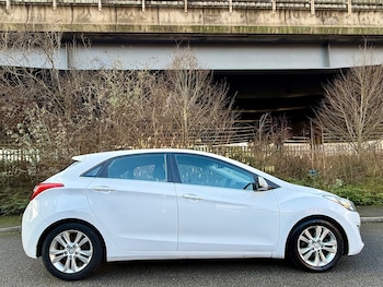 Used Hyundai i30 2013 for sale - 77435850: Photo